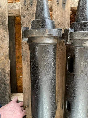 USED Toshiba (8) toolholders for boring mill