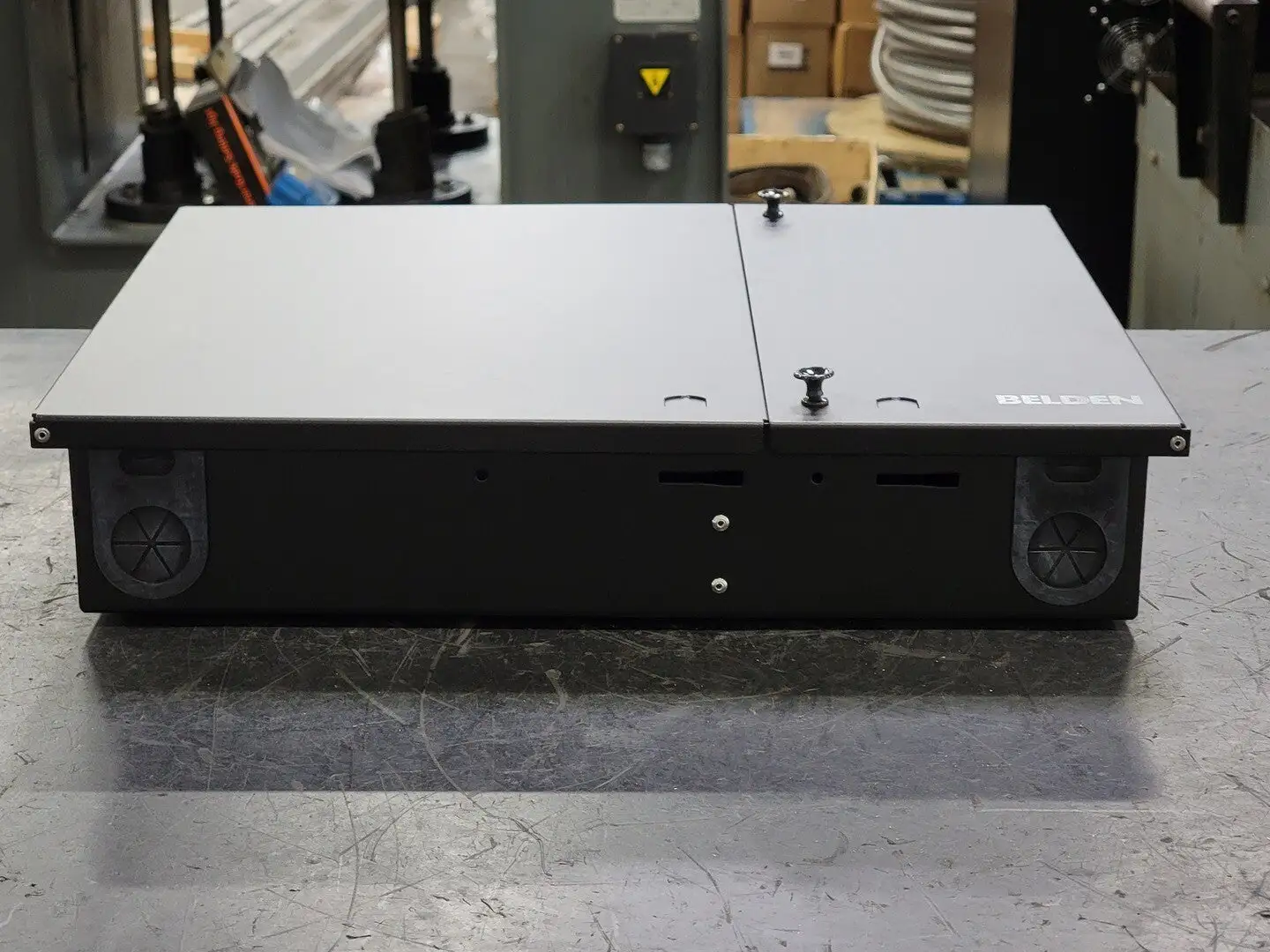 NEW BELDEN AX103928