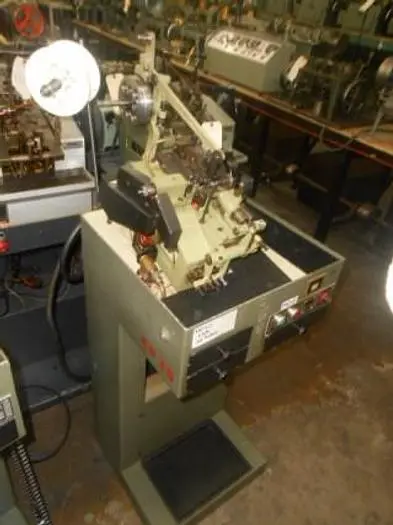 0211-100 MGZ Single Curb Chain Making Machine Model MGZ 93