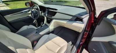 2017 CADILLAC XT5 SUVs | Platinum Group (25)