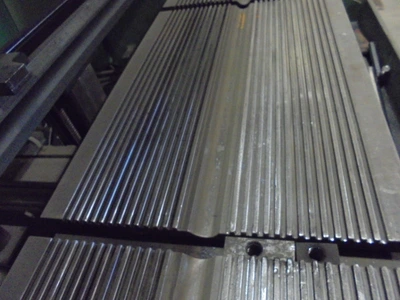 USED 1997 ACCURPRESS 740012