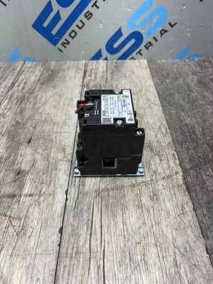 SQUARE D 8502SC02S Electrical/PLC/Automation | ESS Industrial Equipment Sales (5)
