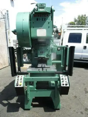 USED MINSTER B1-22