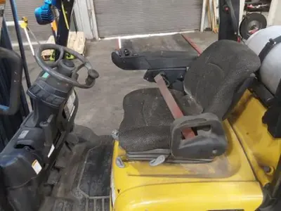 USED 2017 YALE GLC070