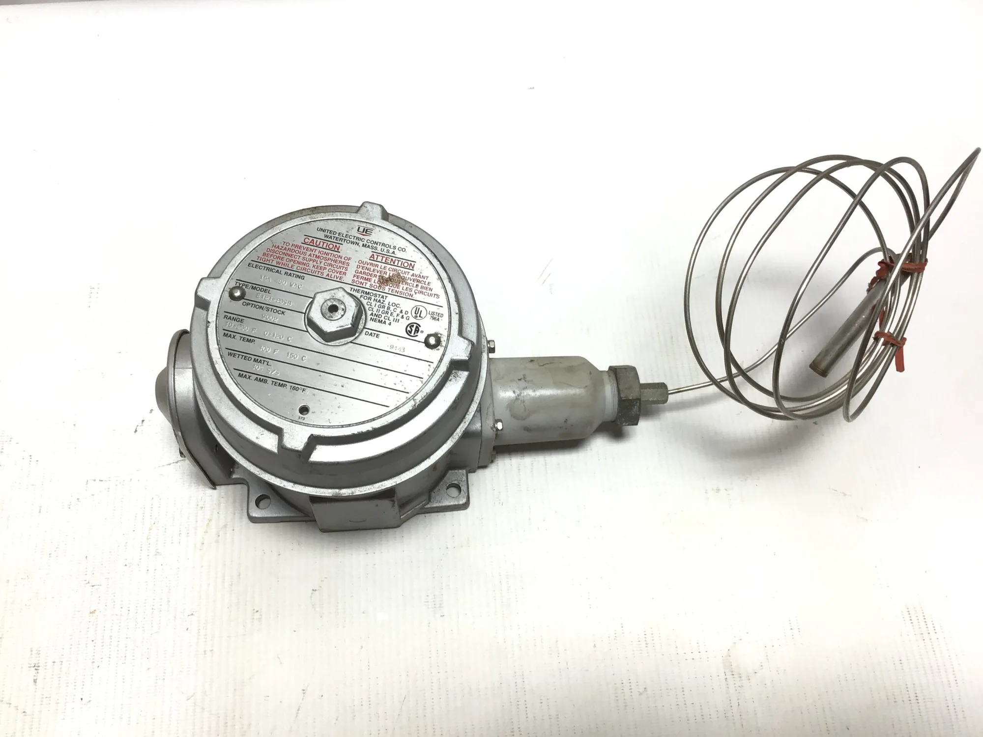 United Electric Controls E121-2BSB Thermostat Range 30-250F 0-120C 180VAC 15A 304 SS