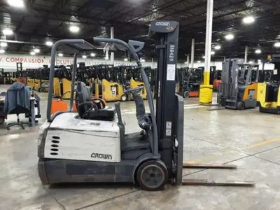 USED 2021 CROWN SC5245-40