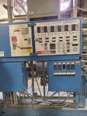 USED GALA 6 AND  NRM 6 INCH EXTRUDER GALA 6        NRM 6