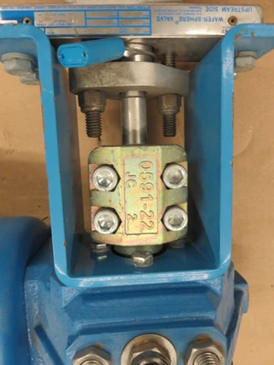 Jamesbury 4"-150 Wafer Sphere / Butterfly Valve with Pneumatic Actuator Unused