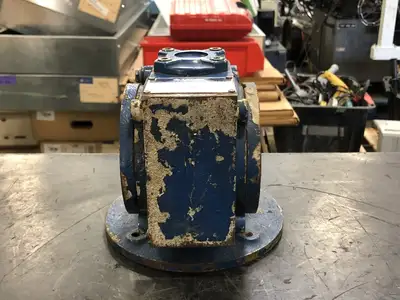 USED 1988 LENZE 52.109.04.00