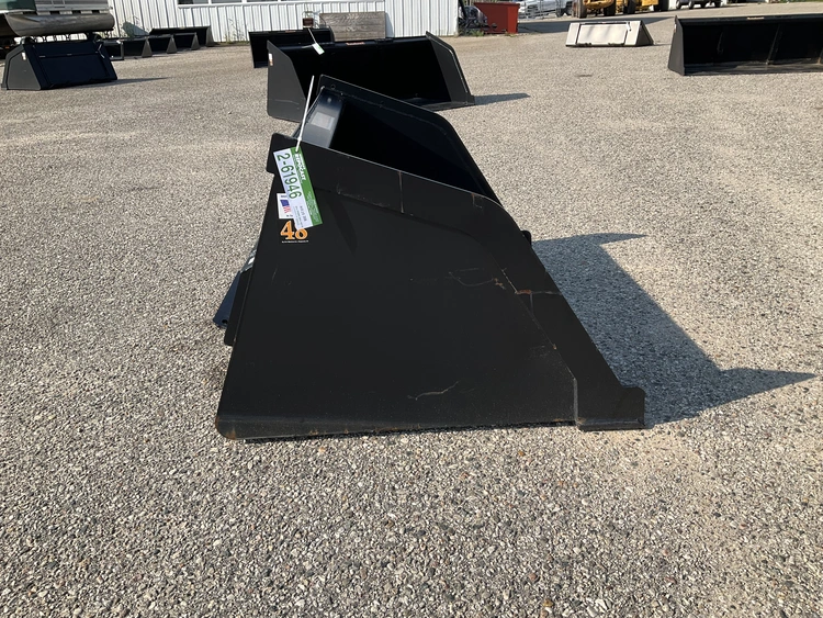 Used TOMAHAWK 48" DINGO SNOW/ MULCH BUCKET Skid Steer Buckets Michigan US | Miedema Asset Management Group #1342318