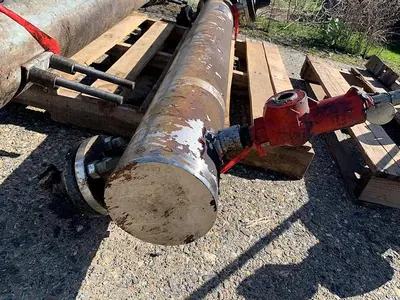 Heat Exchanger, Shell & Tube, 50 SF, S/st, 200 PSI, 600 deg #S743643