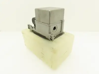 Used SHOWA _UNKNOWN_ Lubrication Equipment Indiana US | Arrow Industrial #1187141