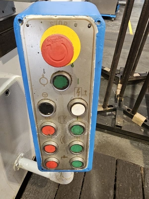TOS Hostivař Cylindrical Grinder, in good working condition, visible under power, POA