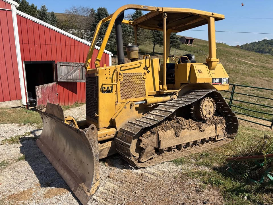 Used 1992 Caterpillar D4H-LGP Bulldozers Pennsylvania US | Zadoon Equipment #1470060