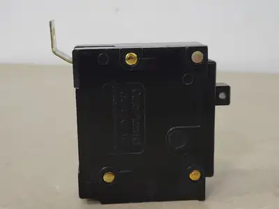 Used EATON M-1640 Switchgears British Columbia CA | Lenmark #239493
