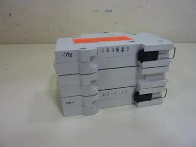 USED GENERAL ELECTRIC / GE V07325