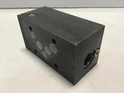 USED VICKERS DGMX2-5-PP-FW-S-30-EN407