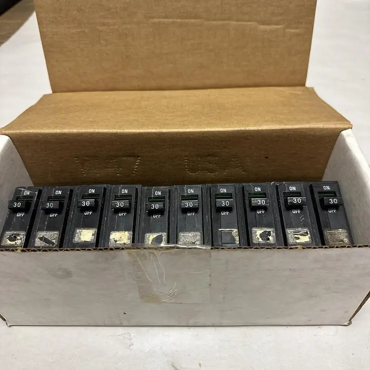 Used GE THQB130 Circuit Breakers | Surplus Asset Holdings #1189371