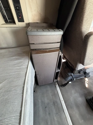 Used 2013 VOLVO VNL Conventional trucks Indiana US | Miedema Asset Management Group #1414634