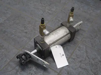 USED PARKER FILTRATION 4.00CBBT3MA3UE14AC86.00
