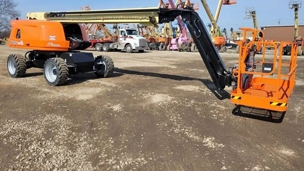 USED 2022 JLG 660SJ