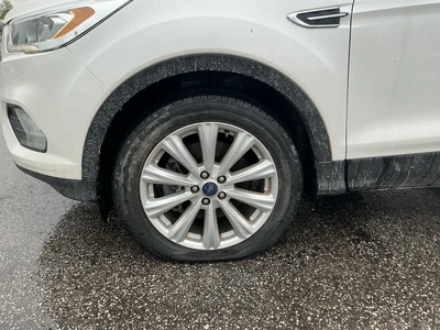 USED 2019 FORD ESCAPE