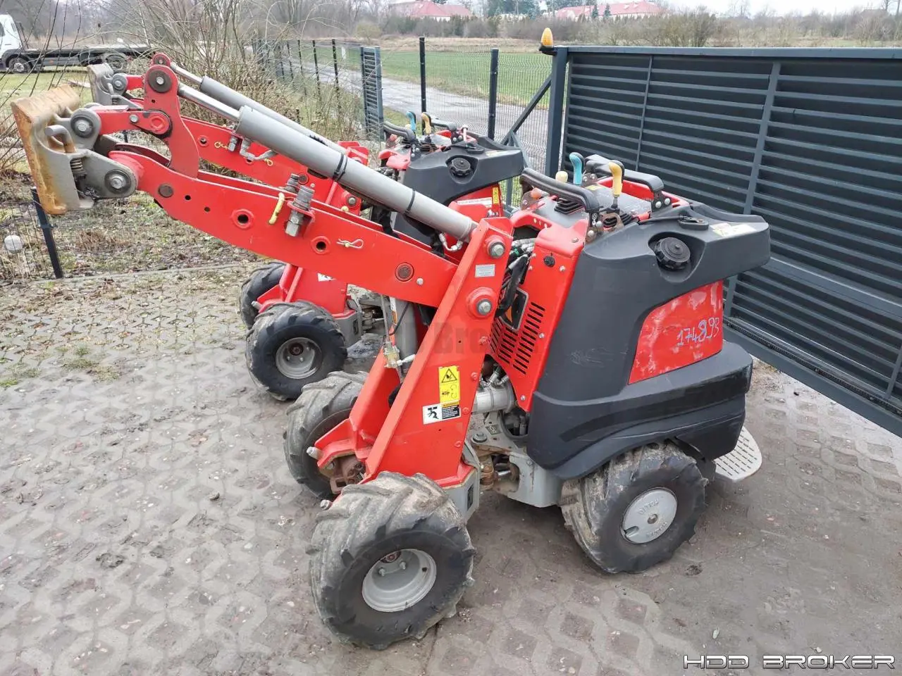 Used 2014 DITCH 2014 DITCH WITCH R300 Trenchers Florida US | HDD Broker #1346581