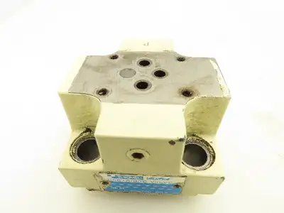 Tokimec Vickers CVC-25-W13-T39-10-JA Hydraulic Cartridge Valve Cover