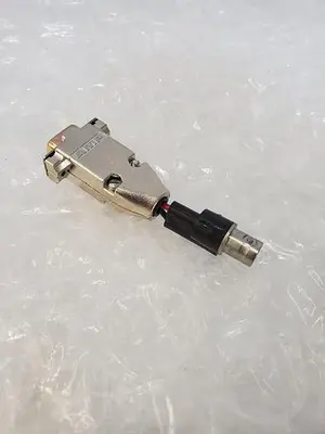 D-SUB CONNECTOR AMP