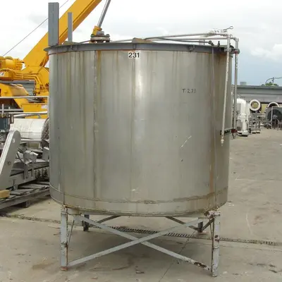 SPC9218  Tank 790 gallon vertical tank, Stainless Steel, slope
