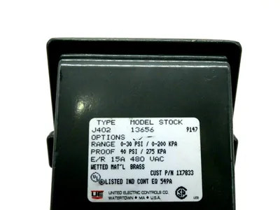NEW UNITED ELECTRIC J402-13656 PRESSURE SWITCH 15AMP 480VAC J40213656