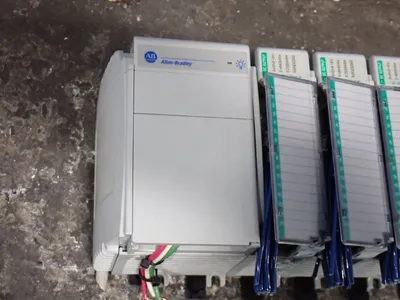 Used ALLEN BRADLEY 1769ECR PLC Chassis Ohio US | HGR 24 #801937