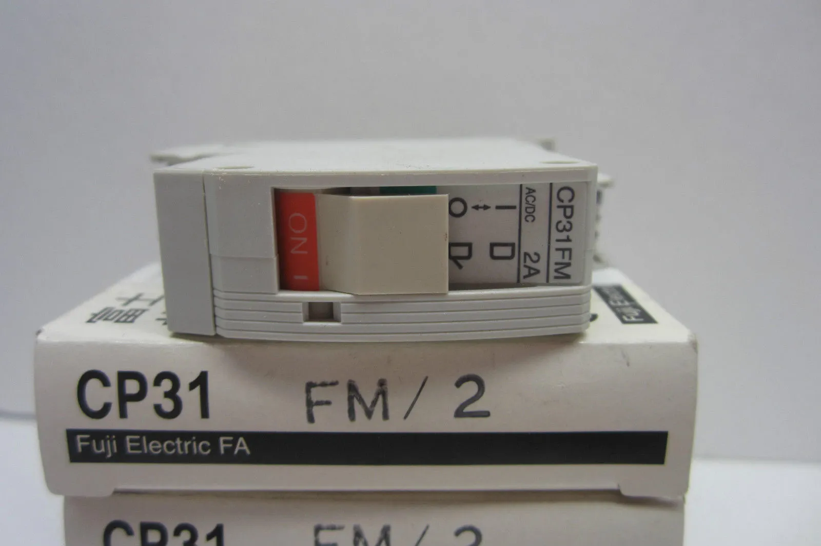 4 NEW FUJI ELECTRIC CP31 FM/2 CIRCUIT BREAKER CP31FM2
