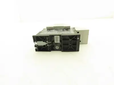 Moeller PKZM4-32 Manual Motor Starter 24-32A 30Hp 600vAC 3Ph