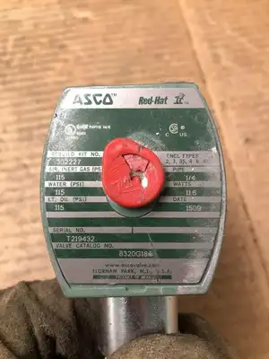ASCO Red-Hat 8320G184 1/4″ 3-Way Brass Solenoid Valve 115PSI WOG 11.6W