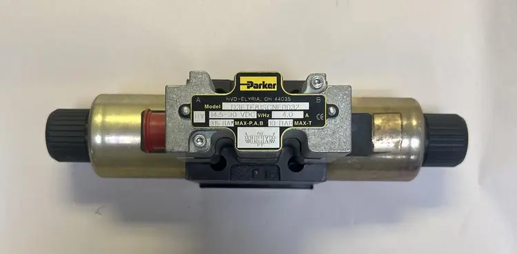 Used PARKER D3FTE81SCNF0032 Solenoid Valves Ohio US | Surplus Asset Holdings #1226325
