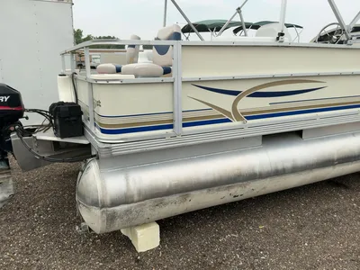 Used 2003 CREST 22/24 OB FAMILY DL Boats (Misc) Michigan US | Miedema Asset Management Group #1320433