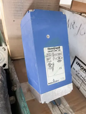 HONEYWELL MAXON 0300 S DSCV-AA11-CA000-A Actuator/Motorized Control | Buy Per Pound (3)