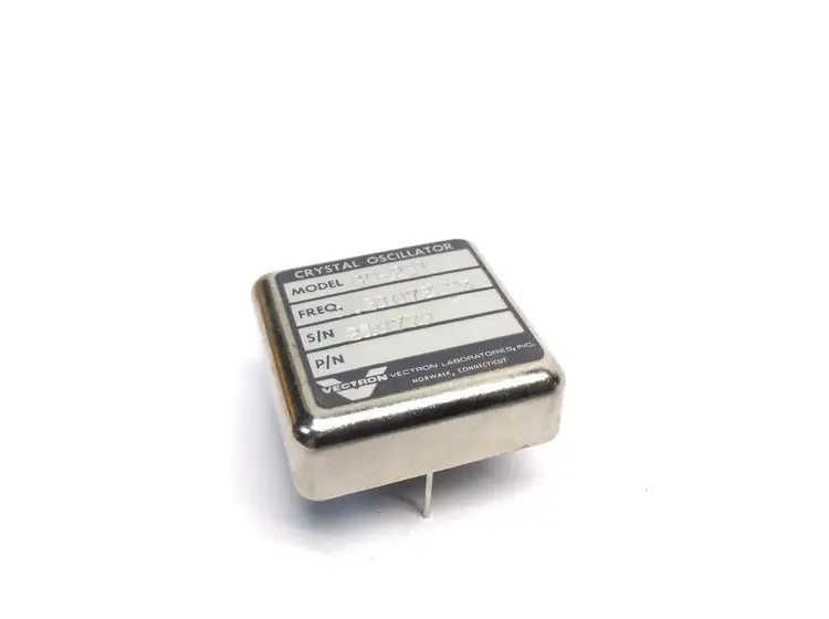 Used CRYSTAL OSCILLATOR _UNKNOWN_ Misc Industrial Equipment | Maverick Industrial Sales #1118412
