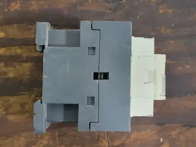 USED TELEMECANIQUE LC1D12