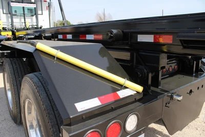 New | in-Stock 2027 PETERBILT 548 Rolloff Trucks Texas US | Roll Off Truck World #1492015