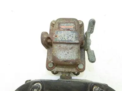 Cutler-Hammer 9586H6072A Manual Motor Starter Overload Contactor 460V 9586H6045A