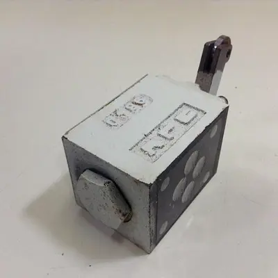 USED YUKEN DCG-01-2B2-R-40