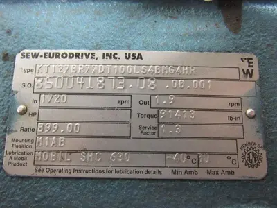 SEW-EURODRIVE KT127BR77DT100LS4BMG4HR High Torque Gear Reducer 899:0 Ratio