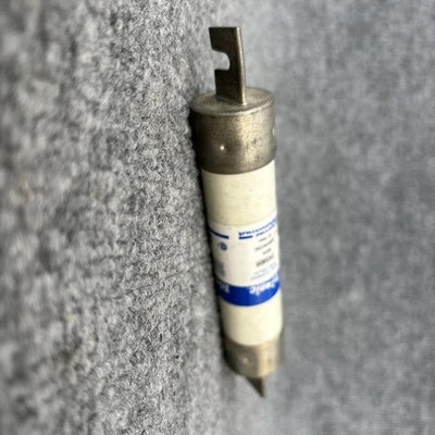 Used Ferraz Shawmut TRS80R Fuses California US | Davliegogo LLC #1725364