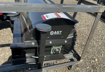 Used AGT / MOWER KING SSAB72 ROTARY BROOM SKID STEER ATTACHMENT Power Brooms Michigan US | Miedema Asset Management Group #1397270