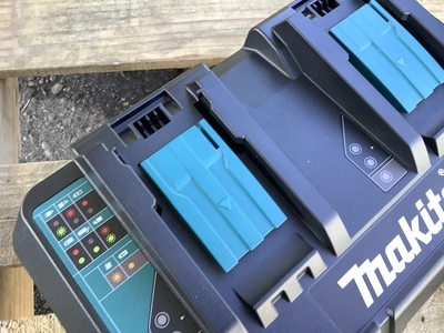 Used _UNKNOWN_ _UNKNOWN_ Battery Chargers Michigan US | Miedema Asset Management Group #1414797
