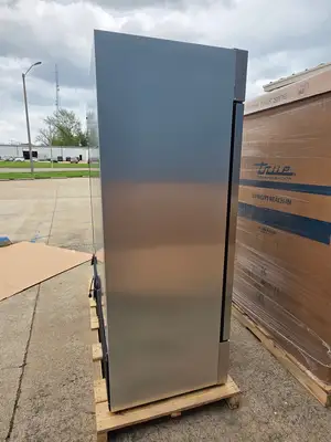 New | in-Stock True T-72-HC Refrigerators Illinois US | Falcon Restaurant Supply #1374727