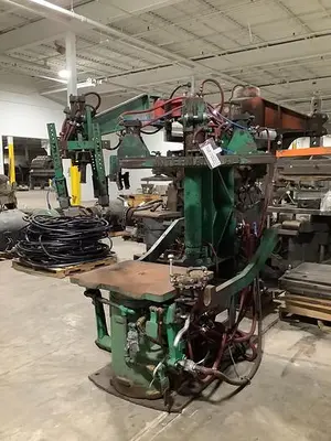 USED INTERNATIONAL PVTJS ROTALIFT MOLDING MACHINE