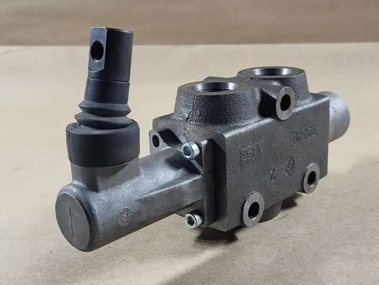 Used HYDROCONTROL 001772469 Parts (Hydraulics and Pneumatics) British Columbia CA | Lenmark #264725